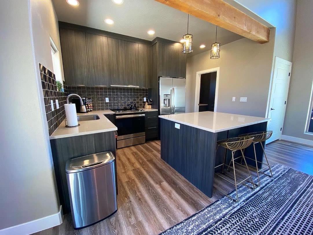 Timber & Tin G 2Bed 2Bath W Pool & Rooftop Deck كاناب المظهر الخارجي الصورة