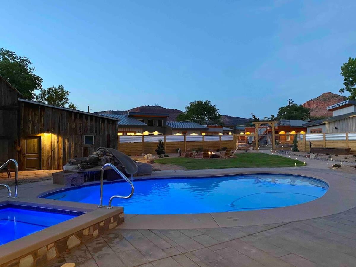 Timber & Tin G 2Bed 2Bath W Pool & Rooftop Deck كاناب المظهر الخارجي الصورة